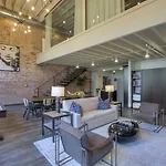 Studio 154 Hotel