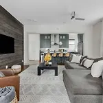 The Wade - Minutes To The Gulch & 12 South