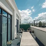 Reunion Hotel