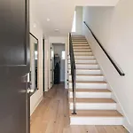 The Linden - Rooftop Views Refined Design New Holiday home Nashville