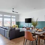 3 Townhomes By Avantstay Sleeps 36 12Bdr Mins To Dt Broadway Painted Ladies Nashville