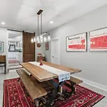 Holiday home Spacious Modern Ranch 5 Miles To Downtown Nashville