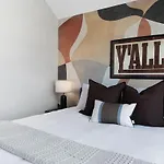 Holiday home The Outlaw Oasis