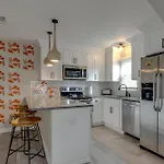 Steps From Hillsboro Village, Downtown 9 Mins Away Nashville