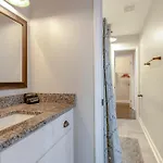Steps From Hillsboro Village, Downtown 9 Mins Away Apartment