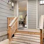 Apartment Hart Buyout 2 By Avantstay Two Town W Stunning Amenities Design