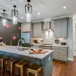 Holiday home Close To The Gulch - Book Today Nashville