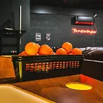 New We Roll Rooftop - Hot Tub With Views - 13 Beds * Nashville