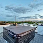 New We Roll Rooftop - Hot Tub With Views - 13 Beds * Nashville