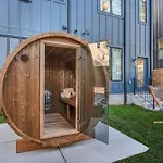 Hot Tub Poker Pool Table & Rooftop City Mls View