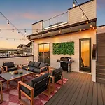 Disco Themed Hot Tub & Rooftop Decks In Nashville