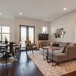 The Skyline Social - Retreat & Private Rooftop * Nashville