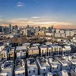 Holiday home The Skyline Social - Retreat & Private Rooftop