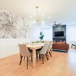 Modern Retreat 4 Bedroom 3 5 Ba Walk To East Nash Gems Nashville