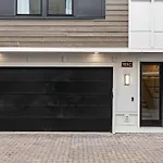 Nash Skyline Views Rooftop With Fire Pit Grill Holiday home