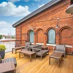 Apartment The 1865 Experience With Speakeasy, Pool & Parking *