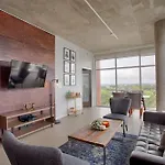 2115 Yeaman Place Holiday home *
