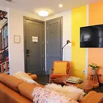 The Muse - Modern 2Br Condo With Private Balcony And City Rooftop Access