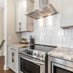 The Groovy Goodrich - Rooftop Hot Tub And City Views