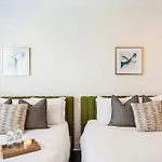 Rooftop Views & Patio Lounge Near Downtown * Nashville