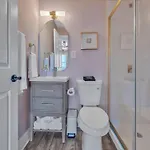 Apartment Modern 2br Near Downtown | Free Parking *