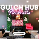 Close To The Gulch - Book Today Nashville