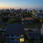 Luxe-elevate-modern Luxury-stunning Views *