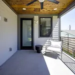 Holiday home Luxe-elevate-modern Luxury-stunning Views *