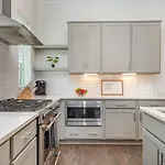 Hurst House - 4 Stylish Homes - Mins To Germantown