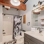 Lowkey - Pool & Gym - Mins To Broadway Holiday home Nashville