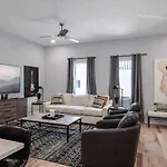 Side By Side Nash Homes - Relaxing Rooftop Patios