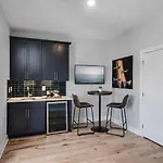 Holiday home Side By Side Nash Homes - Relaxing Rooftop Patios *