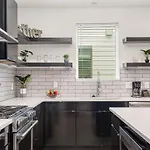 Holiday home Hurst House - 4 Stylish Homes - Mins To Germantown