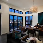 121 Hotel