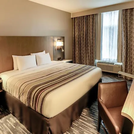 Country & By Radisson Airport Tn 4*