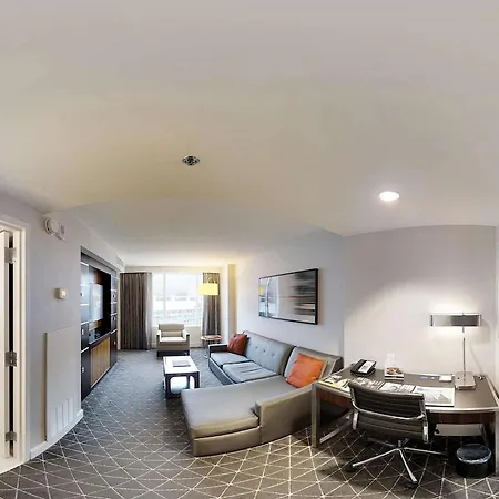 Hilton Downtown Nashville