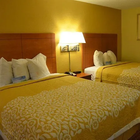 Hotel Days By Wyndham Airport East Nashville