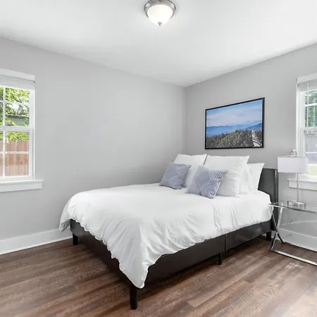 Charming Modern 3-bedroom In East Nashville! Holiday home *