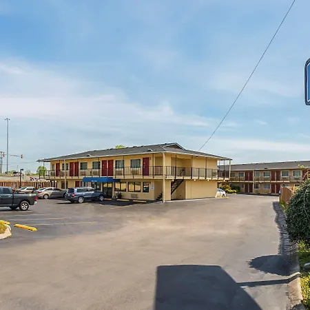 Rodeway Airport South 2* Nashville
