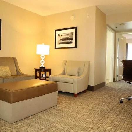 Hotel Embassy - At Vanderbilt 3*