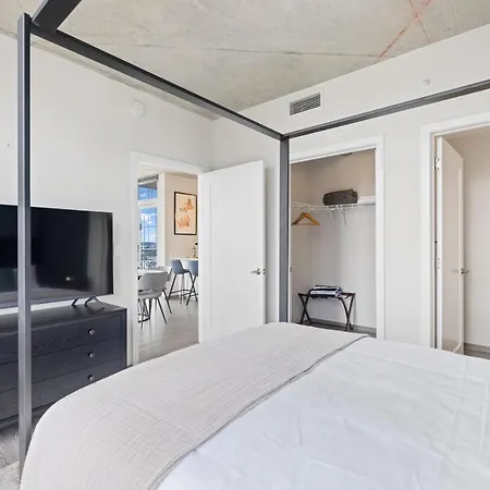 Hotel Placemakr Premier Sobro 5*