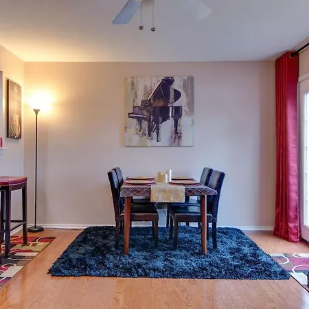 Heart Of Downtown/walk To Broadway & The Action/bars/music Venues/honky Tonks! Apartment