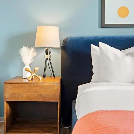 Placemakr Premier Sobro Hotel Nashville