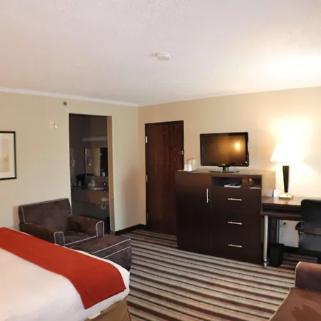 Hotel Express W-i40 By Ihg 3*