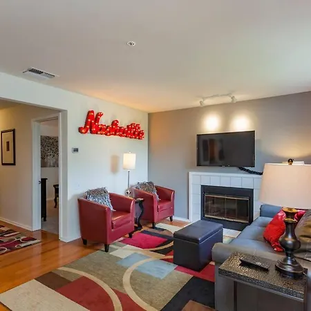 Apartment New Listing Gorgeous Downtown On The River Walk To #2 Nashville