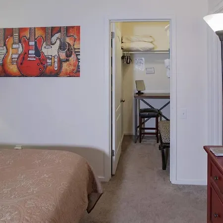 Apartment New Listing Gorgeous Downtown On The River Walk To #2 Nashville
