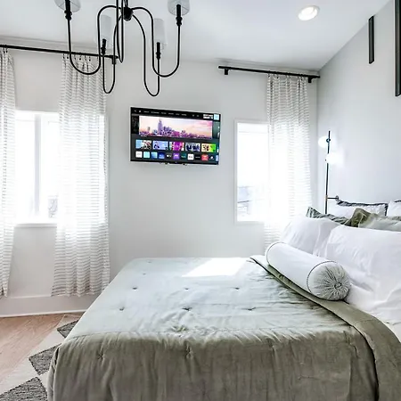 The Opry Downtown Luxe - Rooftop Cityview-karaoke Holiday home