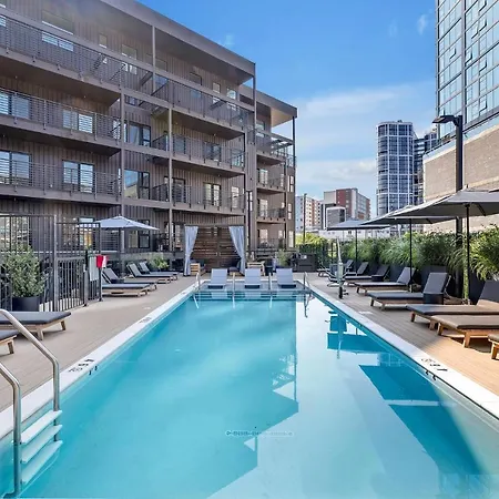 Aparthotel Huge Downtown Corner Unit- Pool-gym-walk 2 Broadway 4*