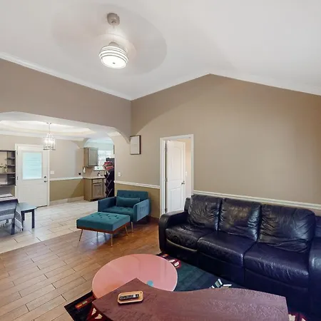 Madison Manor Holiday home