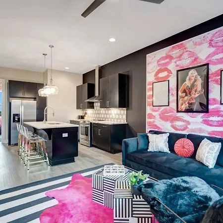 New Diva Retreat 13beds Rooftop Views Free Parking Nashville